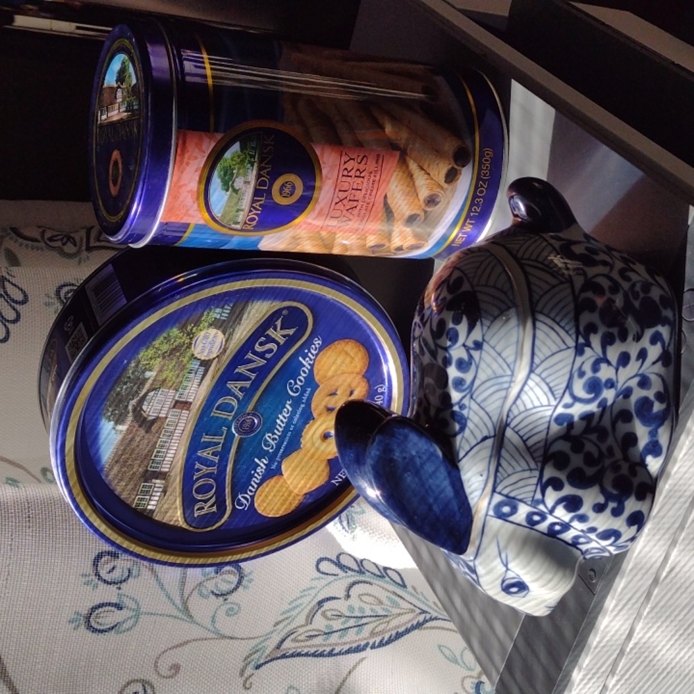 2/$10 -- 2 Royal Dansk Tins